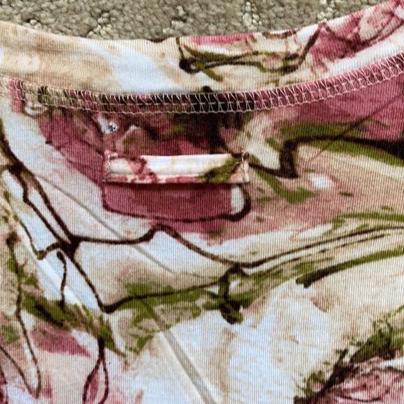 Simply Vera Vera Wang tank. Size Small. Excellent condition - Picture 4 of 6